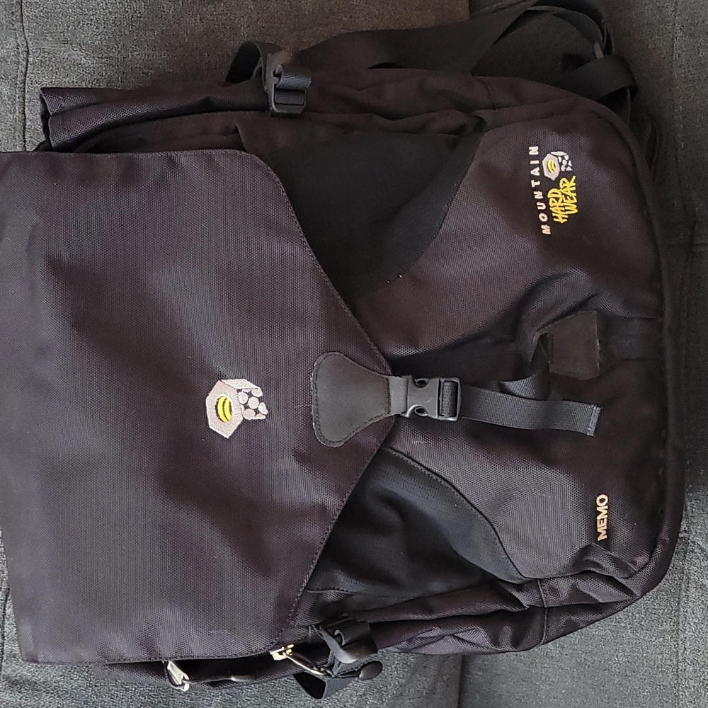 Mountain Hardware Memo Messenger Bag